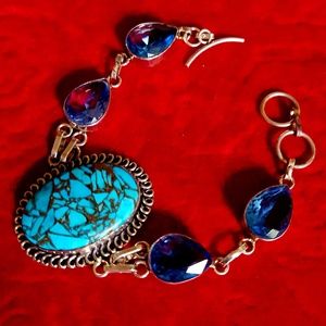📿💄NWOT. REAL TURQUOISE with SILVER OVERLAY metal